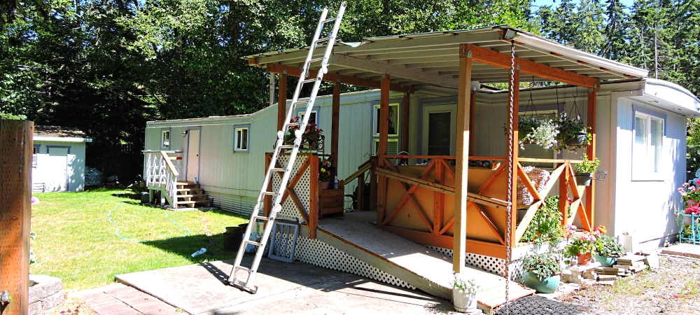 The Noisy Jet HouseWhidbey Island, Washington
