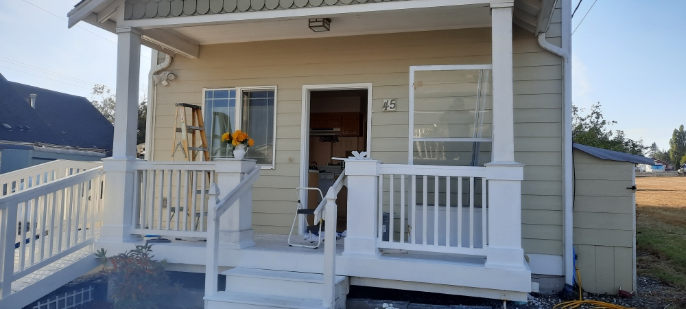A Wayfarer&prime;s Work atThe Oak Harbor House