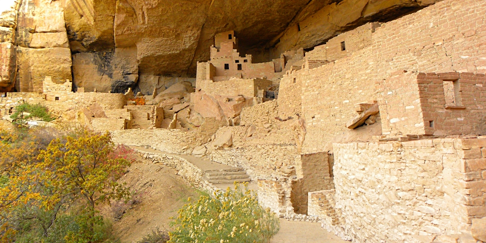 The Anasazi Cultureat Mesa Verde Ruins