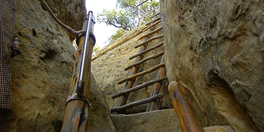The Anasazi Cultureat Mesa Verde Ruins