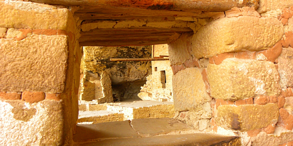The Anasazi Cultureat Mesa Verde Ruins