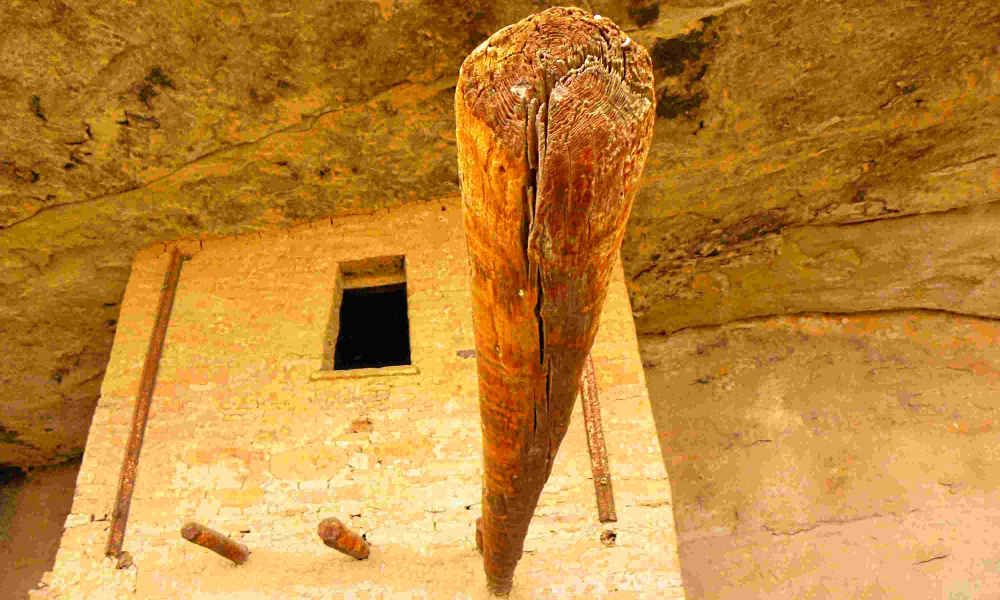 The Anasazi Cultureat Mesa Verde Ruins