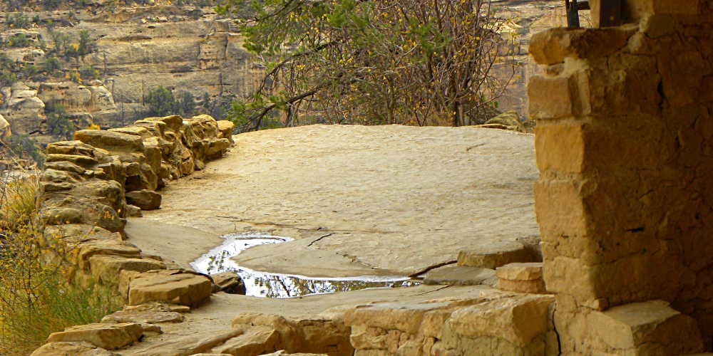 The Anasazi Cultureat Mesa Verde Ruins