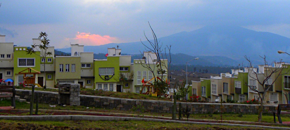 The Transcontinental Volcanic Mtns RegionThe Capital City