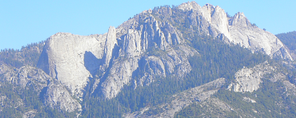 The Kings CanyonGranite Mountains