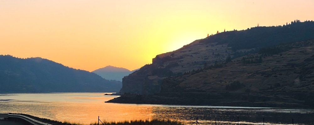The Pacific Coast RegionThe Columbia River Gorge