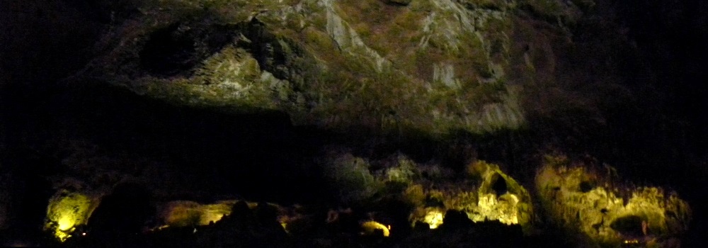 Carlsbad Cavernwell lit formations