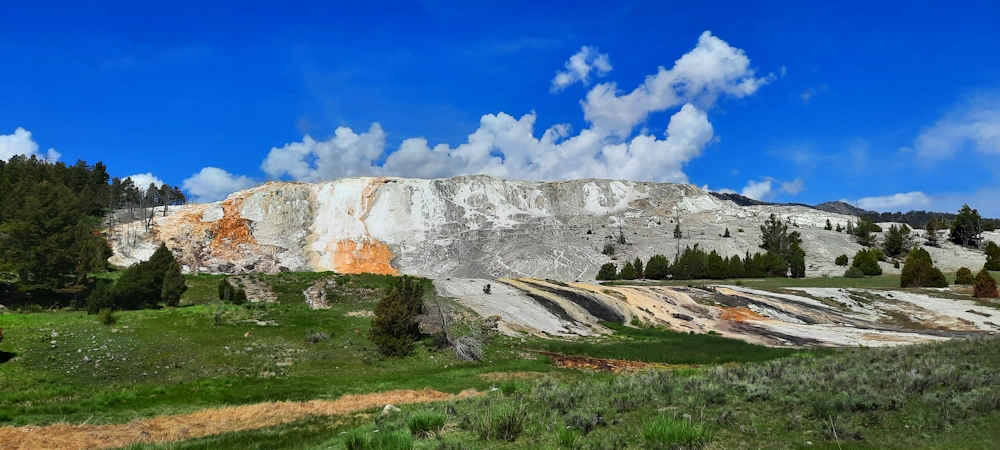 The Geological WondersThe Mammoth