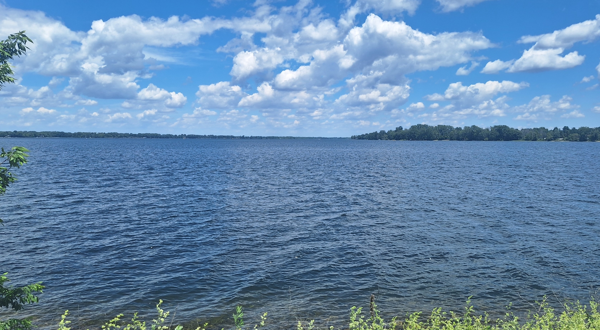 The Earth&prime;s Waterways: Lakes and LakeshoresVermont: Lake Champlain Lake