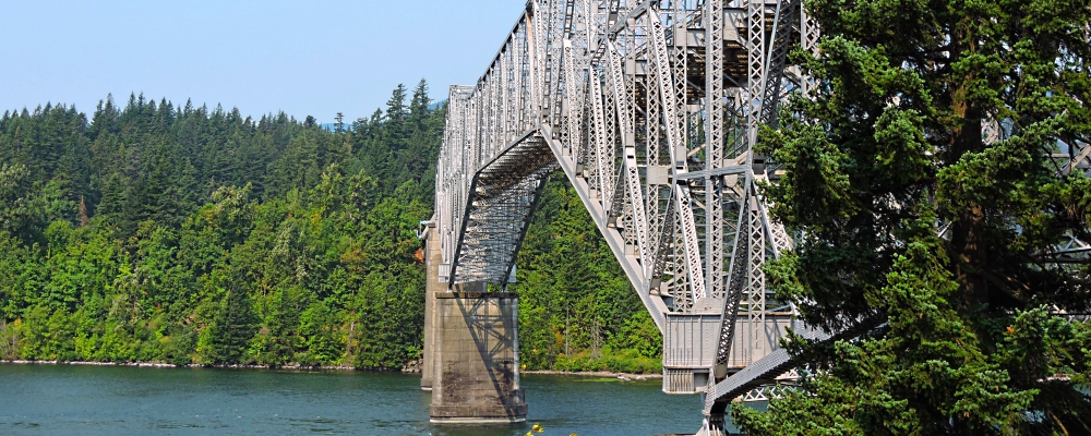The Cantilever BridgesBridge of the Gods