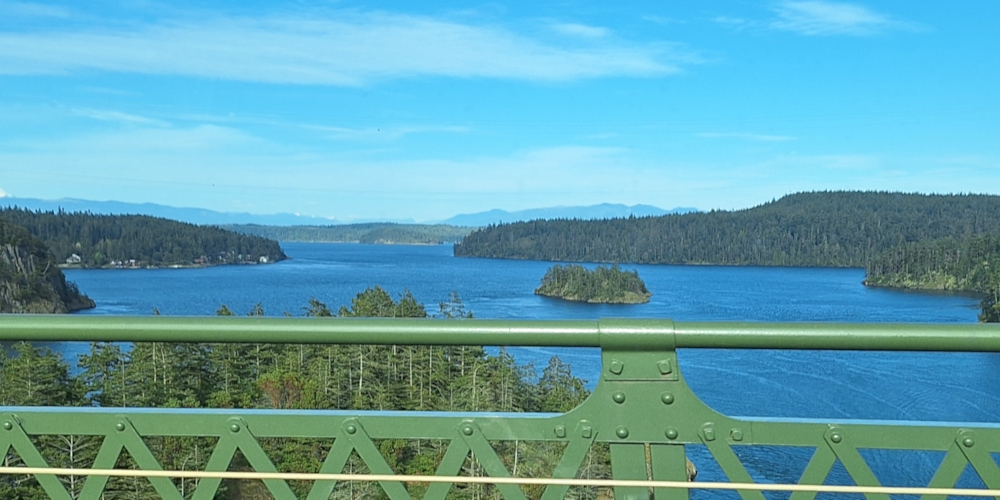 The Cantilever BridgesThe Deception Pass Bridge