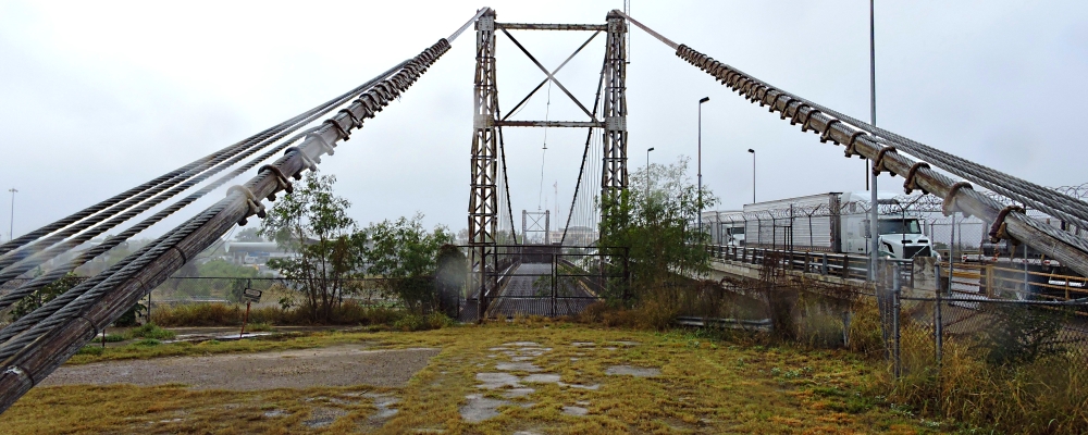 The Suspension BridgesThe Roma International  Bridge