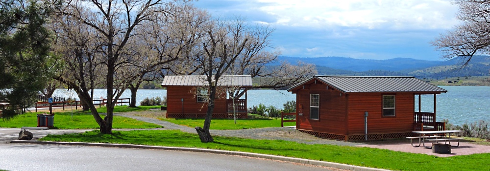 Lakeside Cabins atUnity State Park Campground