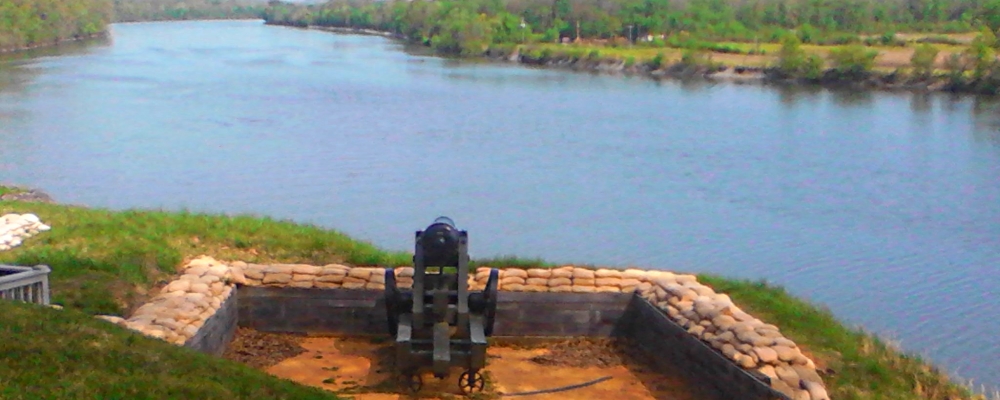 The FortsFort Donelson