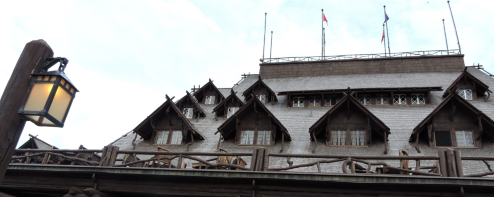 The Grand LodgesThe Old Faithful Inn