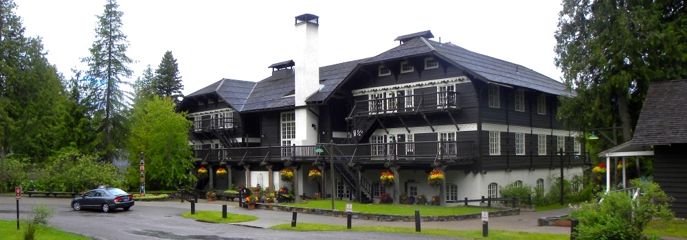 The Grand LodgesThe Lake McDonald Lodge