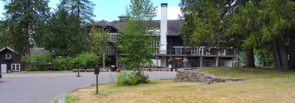 The Grand LodgesThe Lake McDonald Lodge