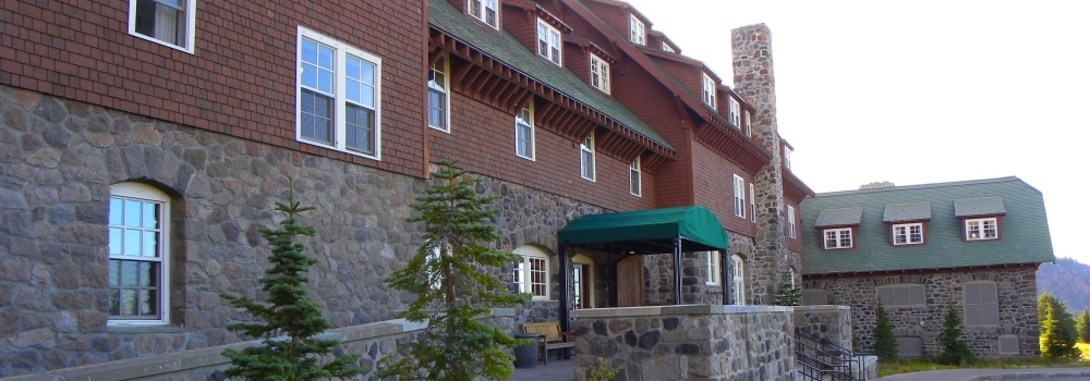 The Grand LodgesThe Crater Lake Lodge