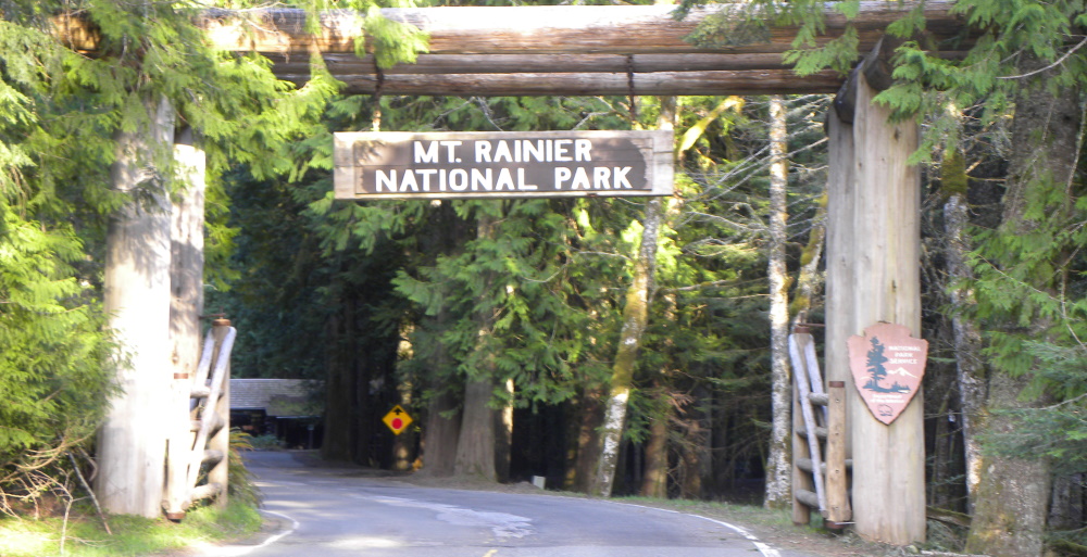 The Grand LodgesThe Paradise Inn