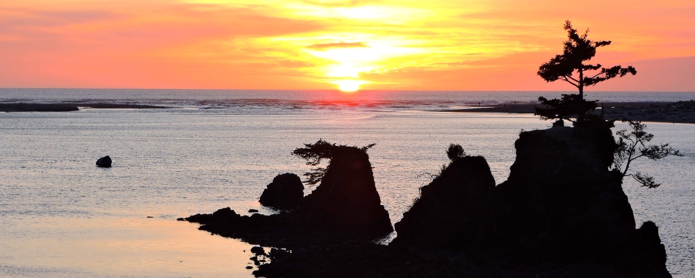 The 2019 JourneyAugust Sunglow