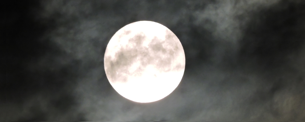 The November Full MoonThe Beaver Moon