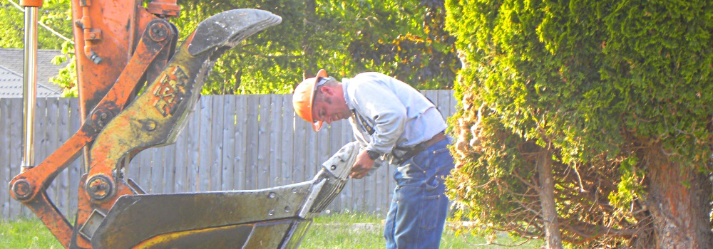 The 120 ExcavatorReceives Maintenance